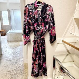 NEW N Natori Jaipur Long Robe Black Multi XL NWOT